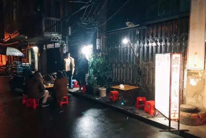 梅开二度，视频电梯中的活力新生