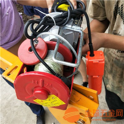桥面吊机型号及其应用